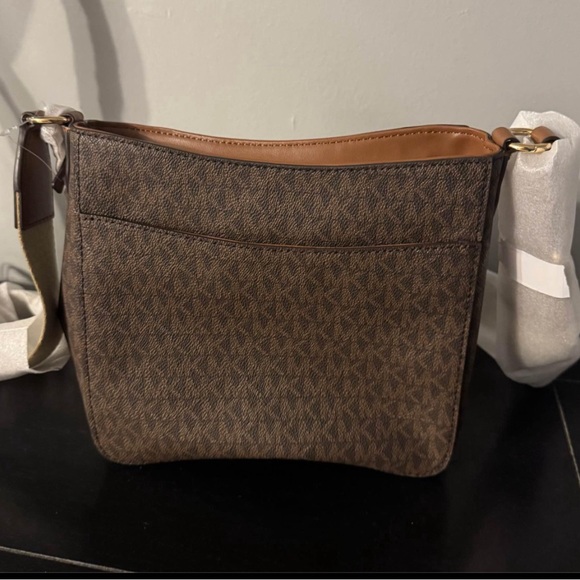 Michael Kors Small Leather Crossbody Bag - Brown NWT - Picture 4 of 4